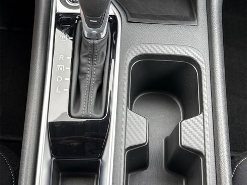 Used 2025 Nissan Sentra SV image 26