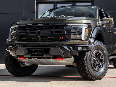 Used 2025 Ford F150 Raptor w/ Equipment Group 803A Raptor R AWD/4WD image 3