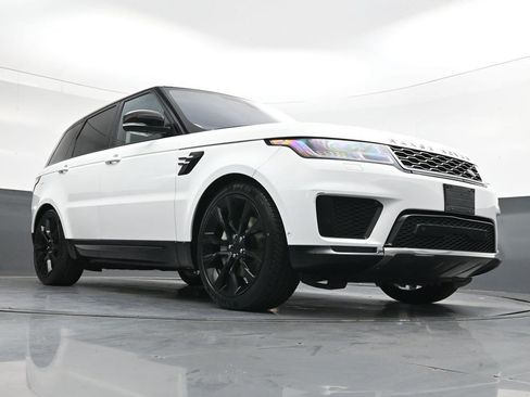 Used 2018 Land Rover Range Rover Sport HSE AWD/4WD image 26