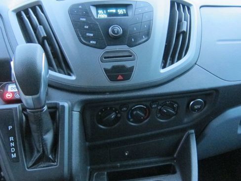 Used 2019 Ford Transit 150 XL image 17