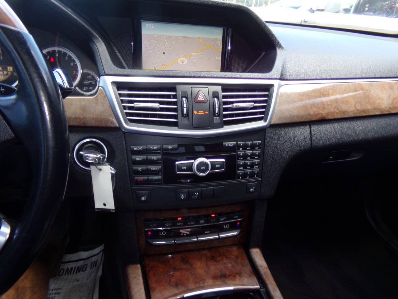 Used 2012 Mercedes-Benz E 350 4MATIC Sedan image 54