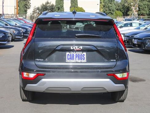 New 2026 Kia Niro LX image 36