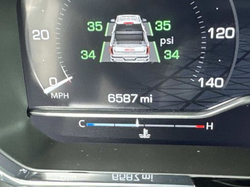 Used 2025 GMC Sierra 1500 SLT w/ SLT Premium Package image 27