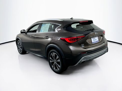 Used 2019 INFINITI QX30 Premium w/ Navigation Package image 7