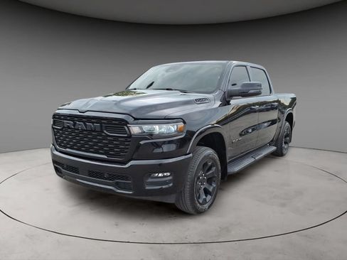 Used 2025 RAM 1500 Big Horn AWD/4WD image 2