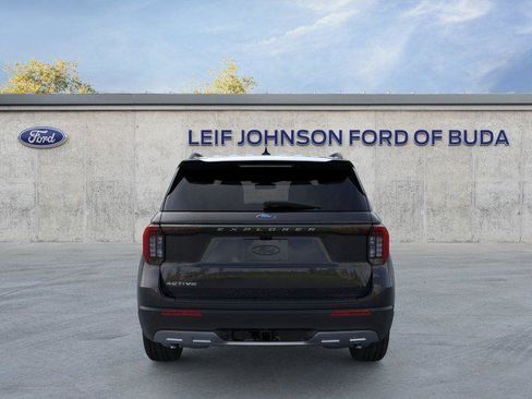 New 2026 Ford Explorer Active w/ Active Comfort Package image 5