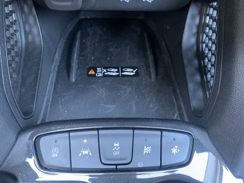 New 2025 Chevrolet TrailBlazer LT w/ Convenience Package image 24