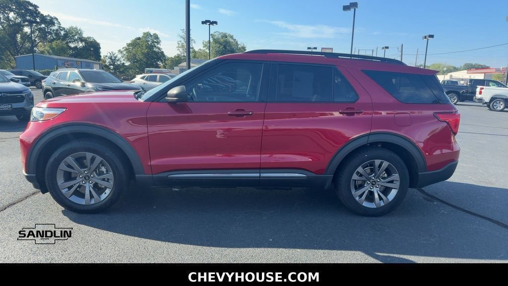 Used 2021 Ford Explorer XLT w/ Equipment Group 202A RWD image 5