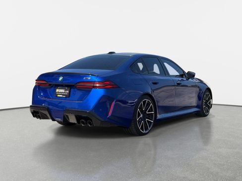 Used 2025 BMW M5 w/ Carbon Package AWD/4WD image 3