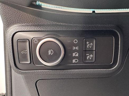 Used 2025 Ford Explorer ST image 19