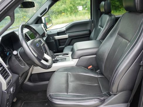 Used 2018 Ford F150 Lariat w/ Equipment Group 502A Luxury AWD/4WD image 6