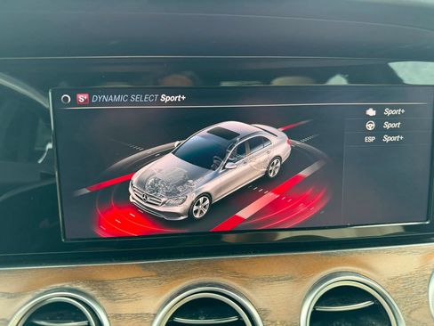 Used 2018 Mercedes-Benz E 300 image 18
