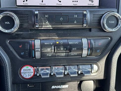 Used 2017 Ford Mustang Premium image 21