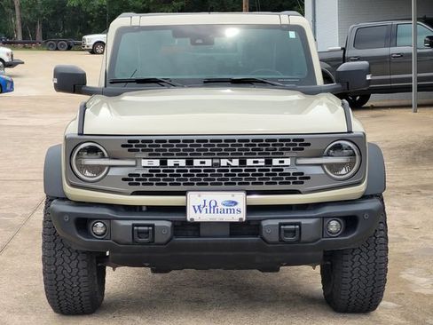 Used 2025 Ford Bronco Badlands AWD/4WD image 2