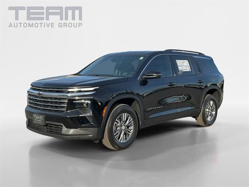 New 2026 Chevrolet Traverse LT w/ Driver Confidence Package image 3