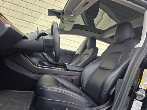 Used 2018 Tesla Model 3 Long Range image 20