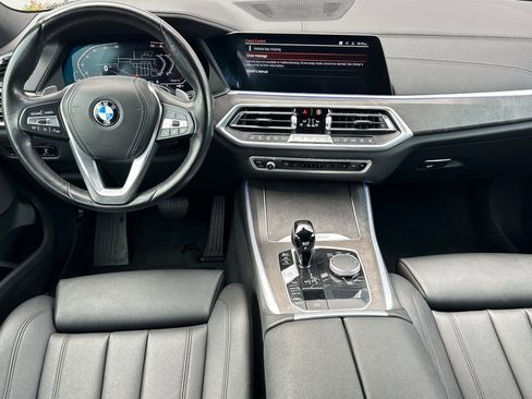 Used 2022 BMW X5 xDrive40i w/ Parking Assistance Package image 15