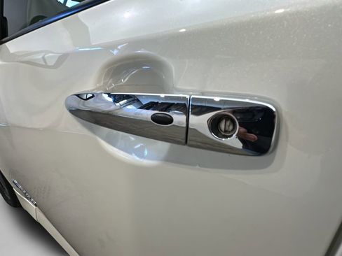 Used 2019 Nissan Leaf SV w/ SV All Weather Package image 5