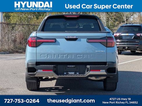 Used 2025 Hyundai Santa Cruz Limited image 4
