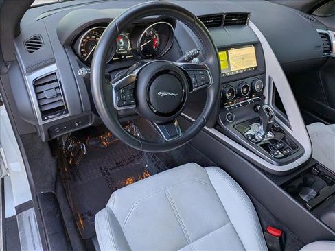 Used 2020 Jaguar F-TYPE P300 image 10