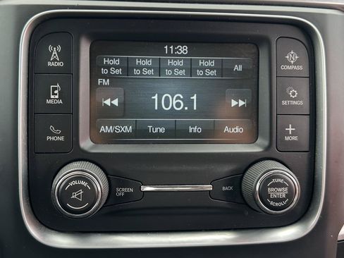 Used 2020 RAM 1500 Classic SLT AWD/4WD image 61