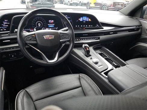 Certified 2023 Cadillac Escalade Sport image 9