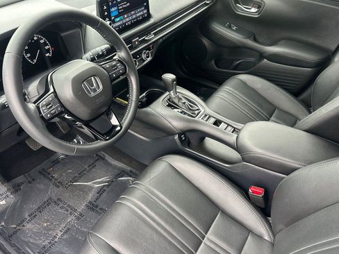 Certified 2025 Honda HR-V EX-L image 9