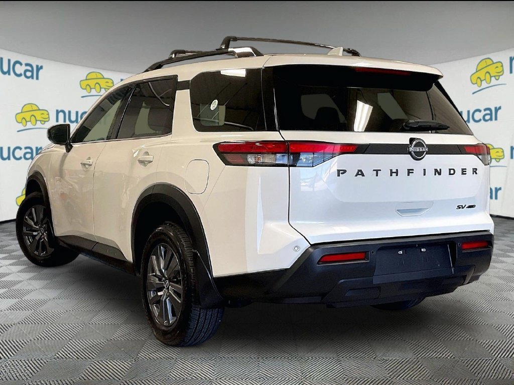Certified 2024 Nissan Pathfinder SV w/ Lighting Package (N92) AWD/4WD image 4