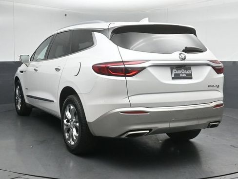 Used 2019 Buick Enclave Avenir w/ Avenir Technology Package AWD/4WD image 6