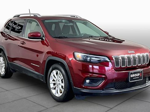 Used 2019 Jeep Cherokee Latitude w/ Popular Appearance Group FWD image 3