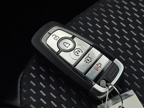 New 2026 Ford Escape ST-Line w/ Tech Pack #1 image 32