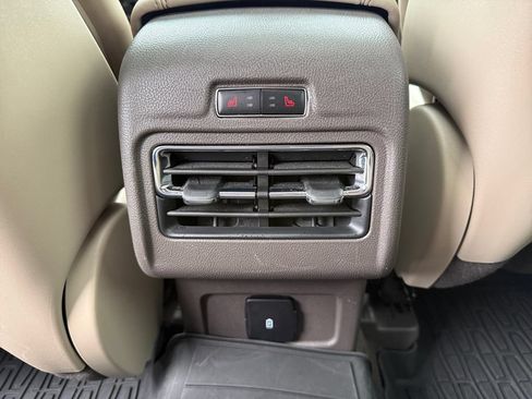 Used 2022 Lincoln Corsair AWD w/ Premium Package image 28
