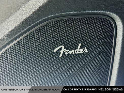 Used 2024 Nissan Frontier SL w/ Technology Package image 18