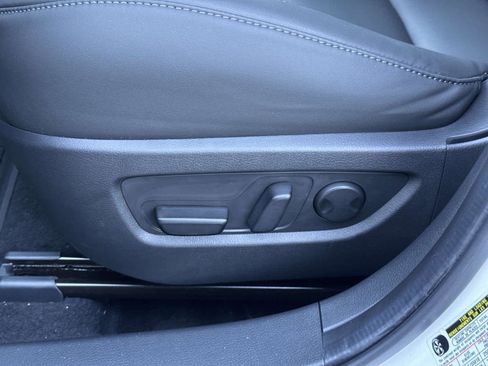 Certified 2025 MAZDA CX-30 AWD 2.5 S w/ Preferred Package image 21