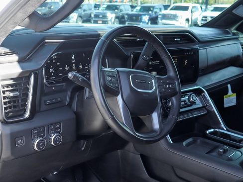 Used 2024 GMC Sierra 2500 Denali Ultimate image 22