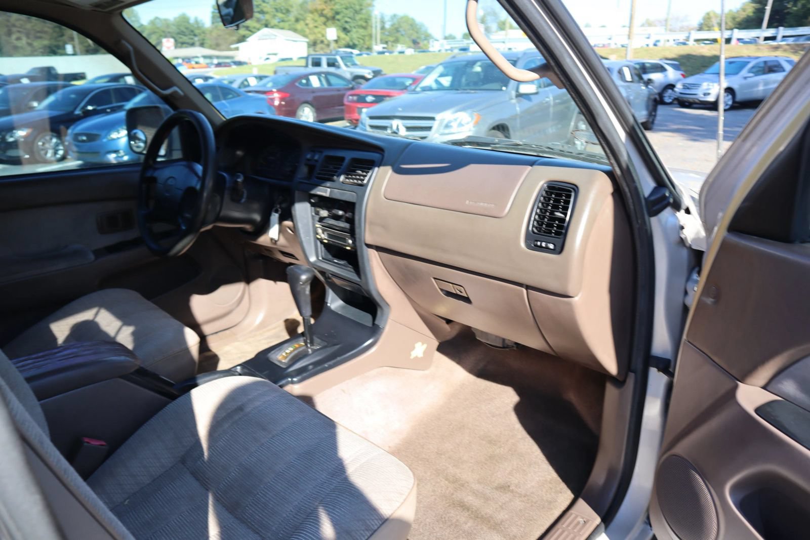 Used 1998 Toyota 4Runner 2WD w/ Pwr Pkg #2 image 15