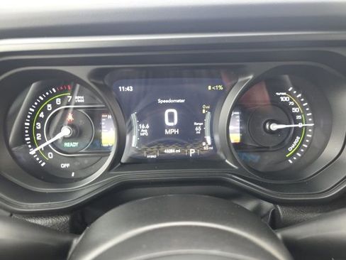 Used 2024 Jeep Wrangler Unlimited Rubicon 4xe w/ Capability Package image 26