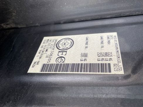 Used 2023 Nissan Maxima SR FWD image 27