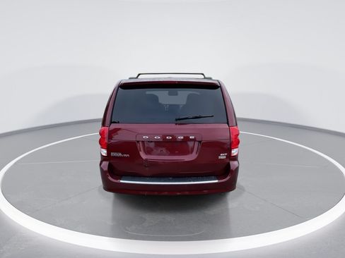 Used 2019 Dodge Grand Caravan SXT FWD image 16