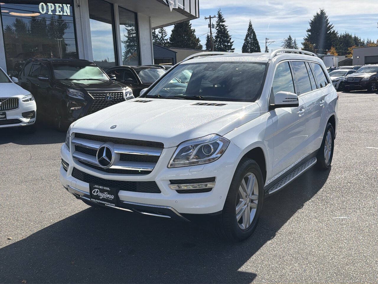 Used 2015 Mercedes-Benz GL 450 4MATIC image 1