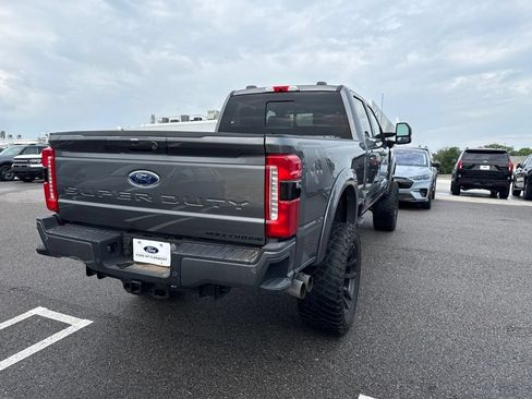 Used 2024 Ford F250 Lariat w/ Lariat Ultimate Package AWD/4WD image 2