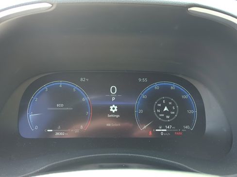 Used 2023 Toyota Highlander Limited image 18