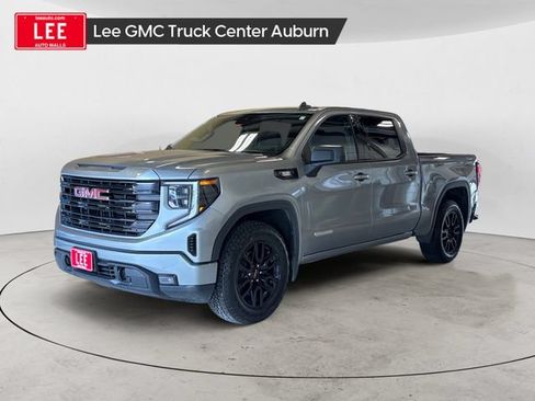 Used 2023 GMC Sierra 1500 Elevation w/ X31 Off-Road Package AWD/4WD image 1