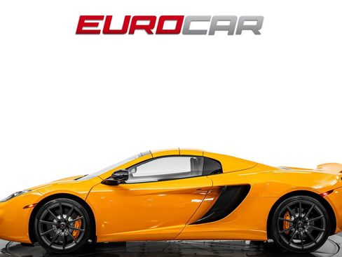 Used 2013 McLaren MP4-12C Spider RWD image 3