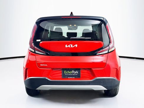 Used 2025 Kia Soul LX w/ LX Technology Package image 7
