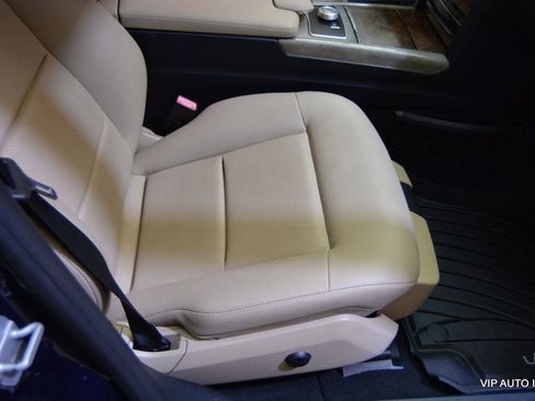 Used 2010 Mercedes-Benz E 350 E350 4MATIC image 16