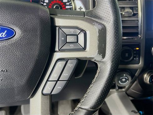 Used 2018 Ford F150 Raptor w/ Equipment Group 802A Luxury image 17