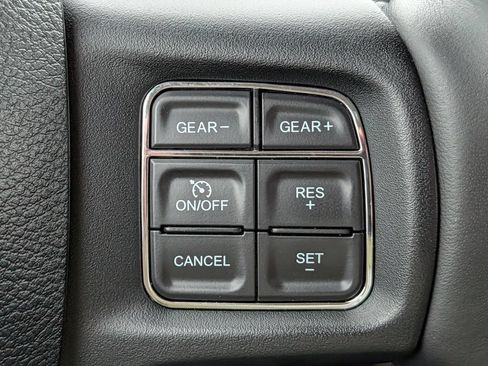 Used 2018 RAM 1500 Big Horn AWD/4WD image 41