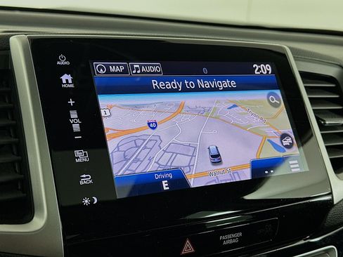 Used 2018 Honda Pilot Elite image 22