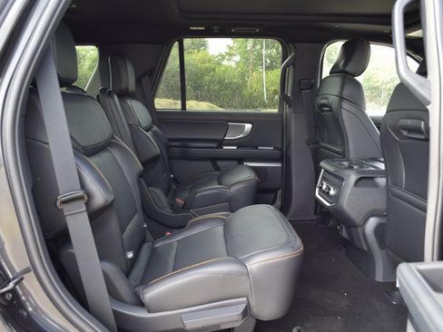 New 2025 Ford Expedition Tremor image 24